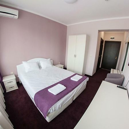 Hotel Chateau Des Bergers Tărgovište Exteriér fotografie
