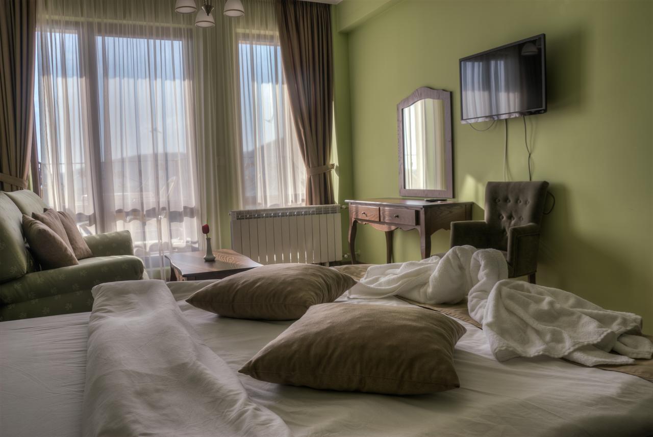 Hotel Chateau Des Bergers Tărgovište Exteriér fotografie