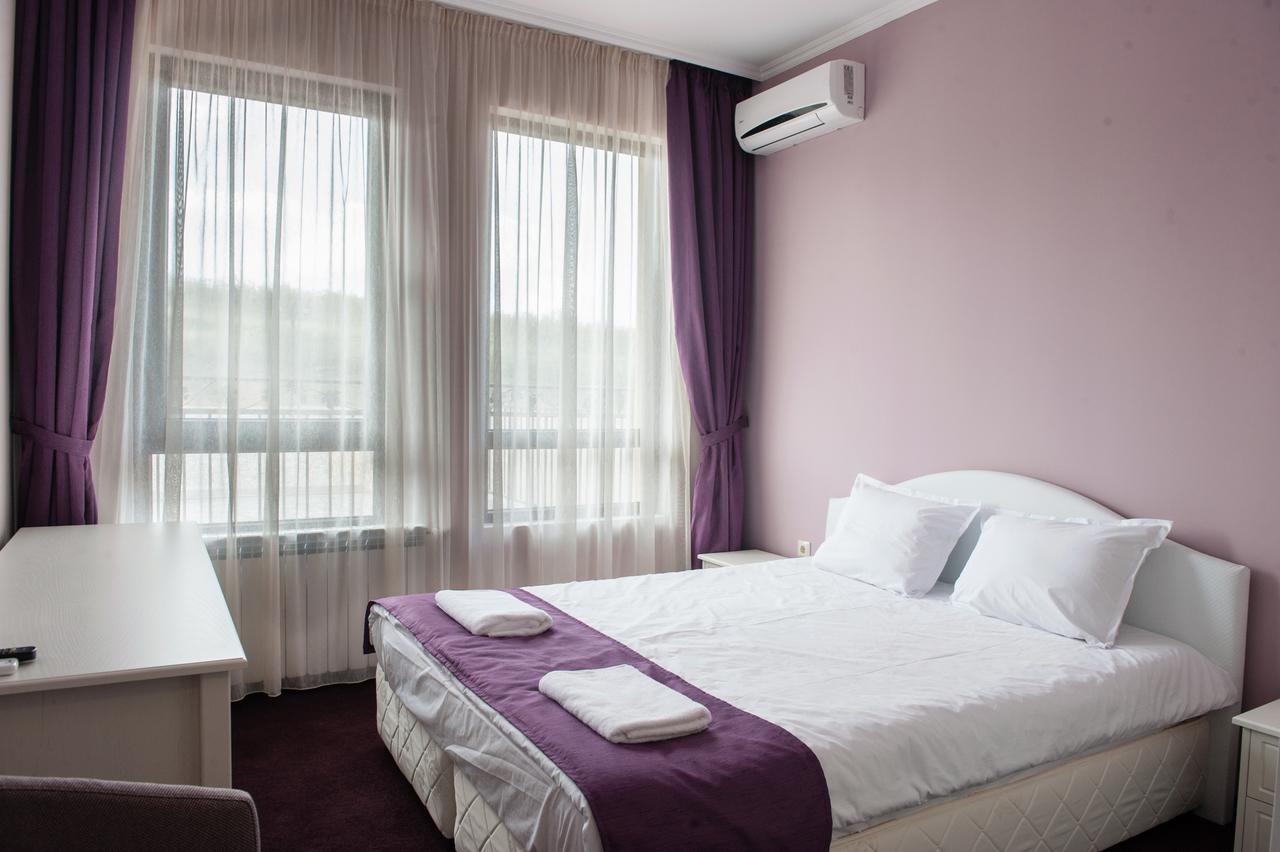 Hotel Chateau Des Bergers Tărgovište Exteriér fotografie