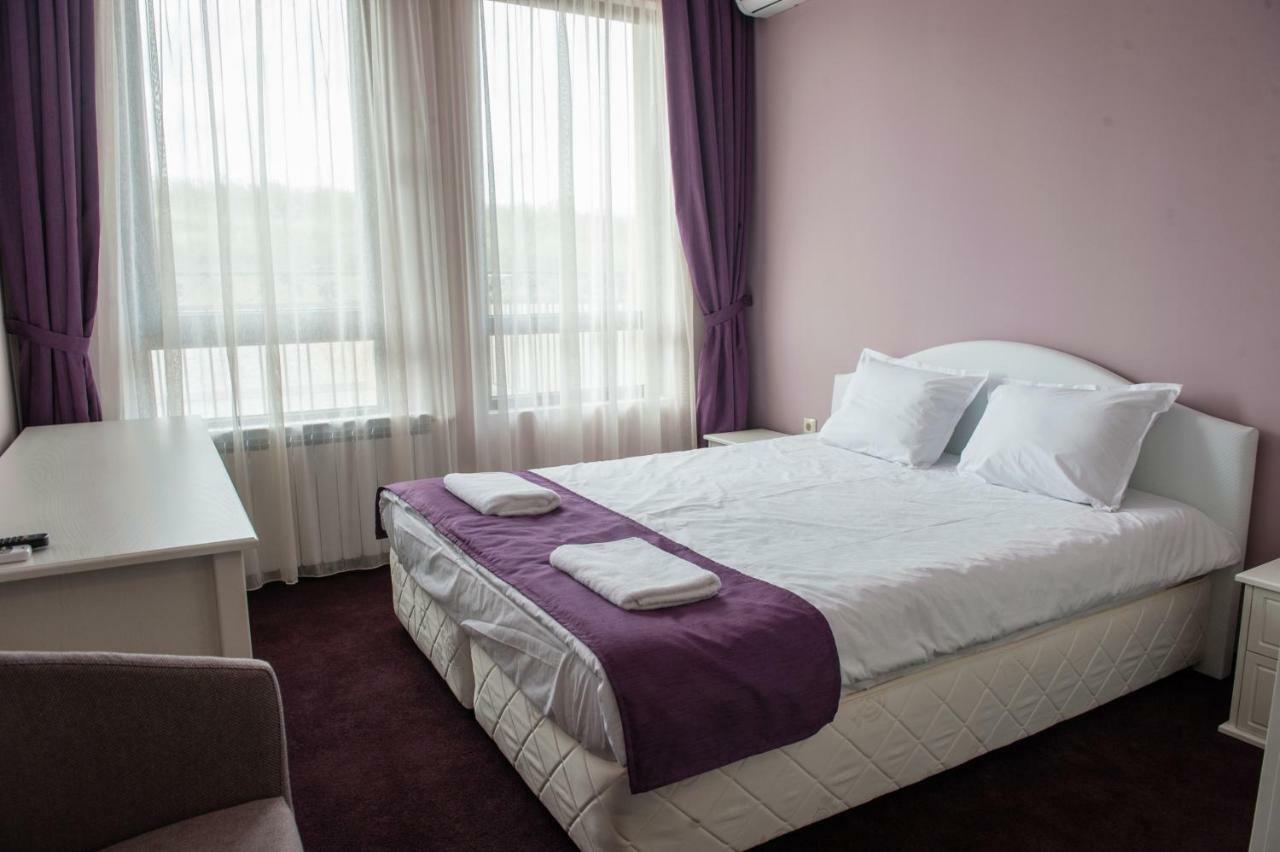Hotel Chateau Des Bergers Tărgovište Exteriér fotografie